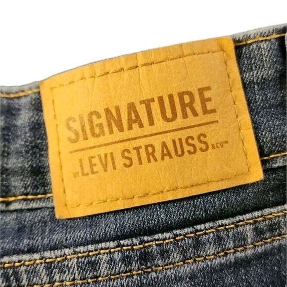 Levi Strauss Signature Women's Size 12L Mid-Rise Bootcut Blue Jeans - Picture 8 of 8